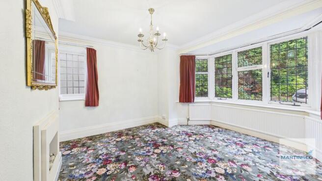 CAM05325G0-PR0132...