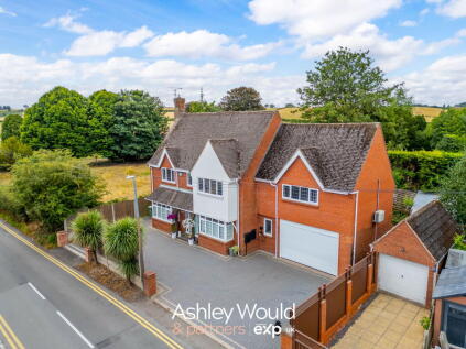 Racecourse Lane, Stourbridge, DY8 2RL