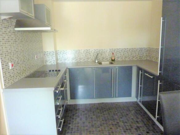 Two Tone Light Grey Kitchen