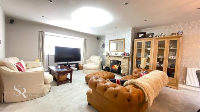 Living/Dining Area