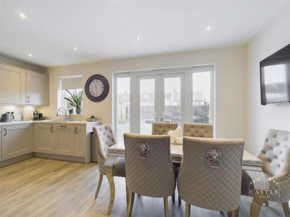 DINING KITCHEN