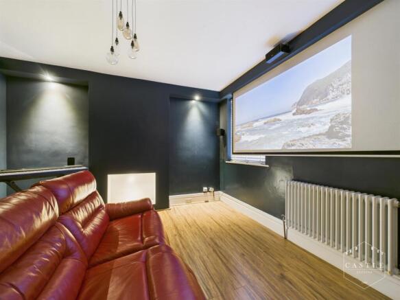 DINING/CINEMA ROOM