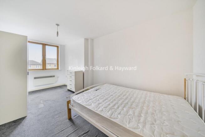 f4c6042d-6c3d-4b27-8