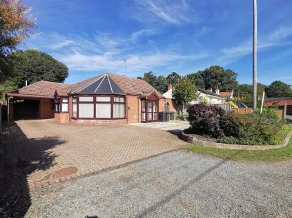 The Street, Geldeston