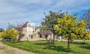 Photo of Aquitaine, Lot-et-Garonne, Duras