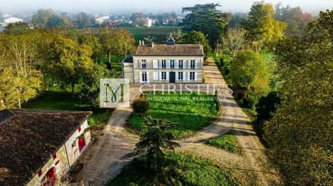 Château Nature Report Reportage Vin Wine drone dr