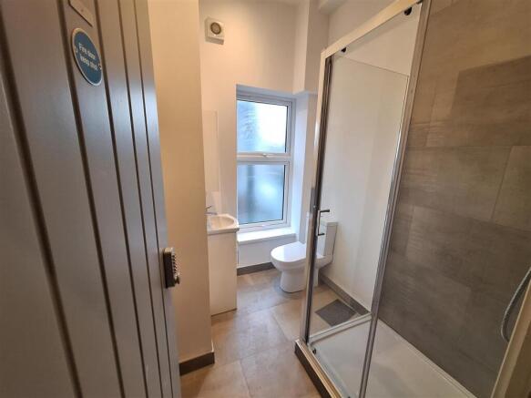Room 2 bathroom.jpg