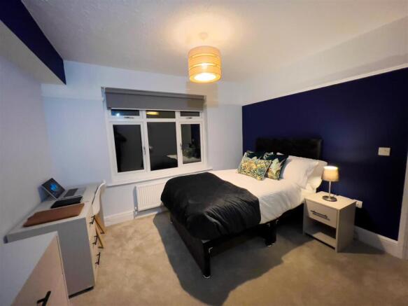 Bed 5 (1).jpg