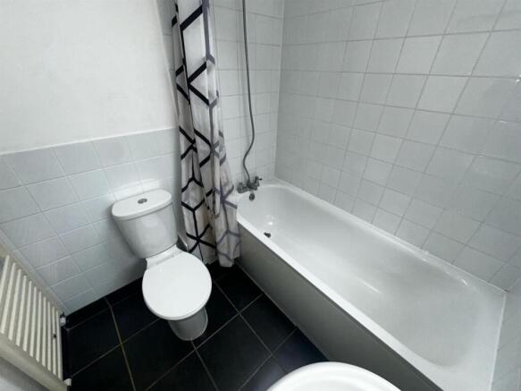 Bathroom.JPG
