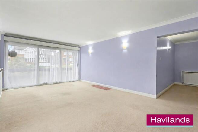 Flat 6, Chesterfield Lodge N21 1LW-11.jpg