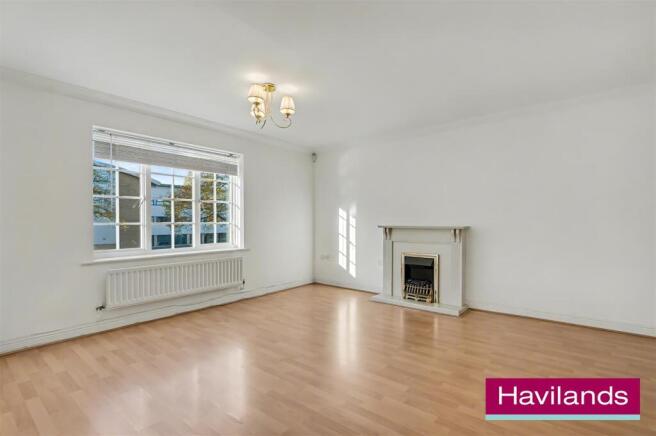 12 Kinderton Close N14 5AL-14.jpg