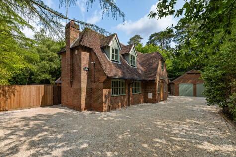 St. Neots Road, Eversley, RG27