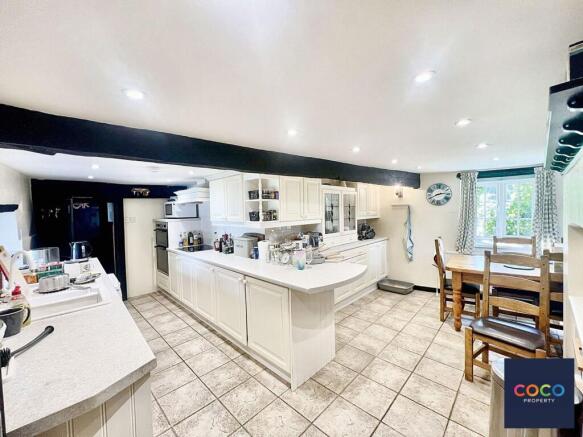 Kitchen / Diner