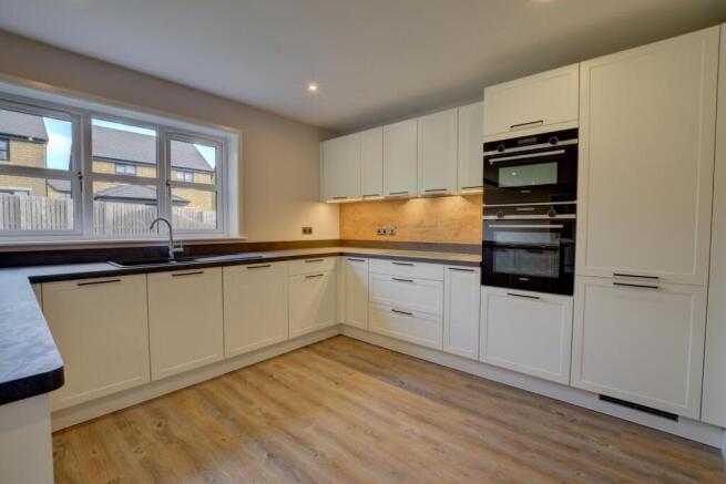 Kitchen - 2.jpg