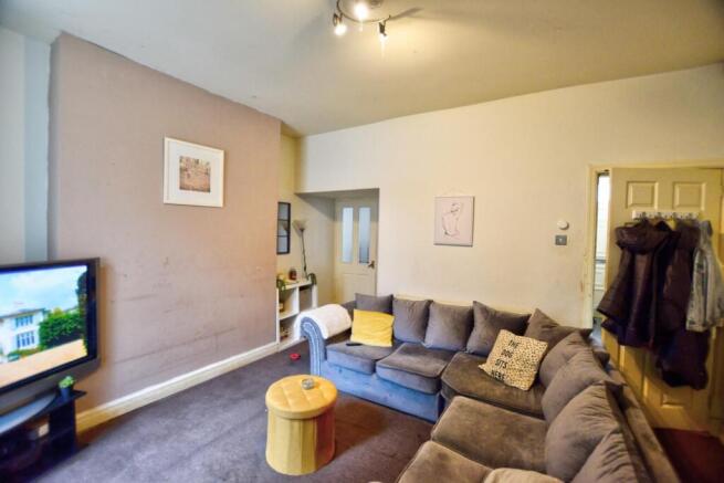 livingroom.jpg