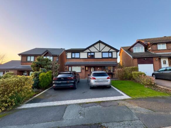 Main Photo, Clockhouse Grove, Burnley, 5 Bedroom D