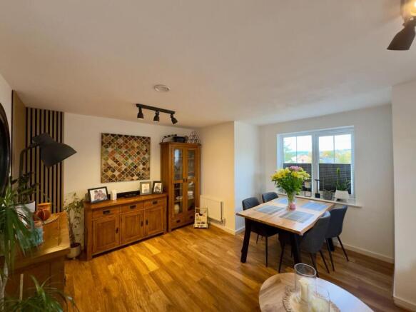 Reception Room Image, Four Bedroom Property For Sa