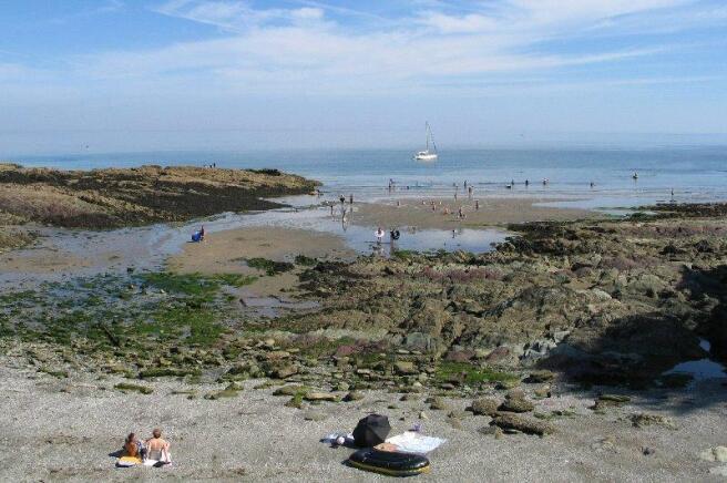 the bay handbolsas on sale