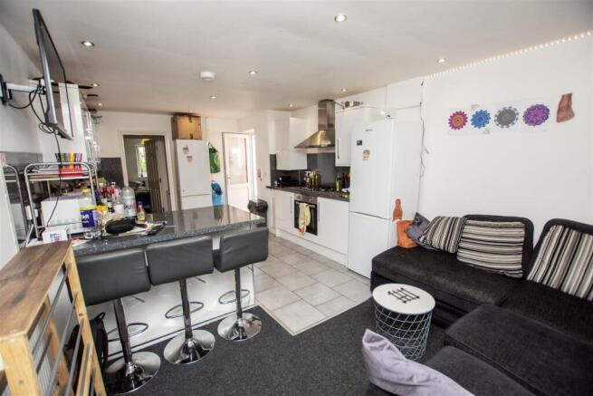 Open Plan Kitchen/ Living Area