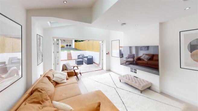 289-Dawlish-Road-Living-Room(2).jpg
