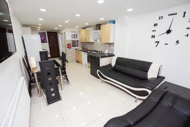 Open Plan Kitchen/ L