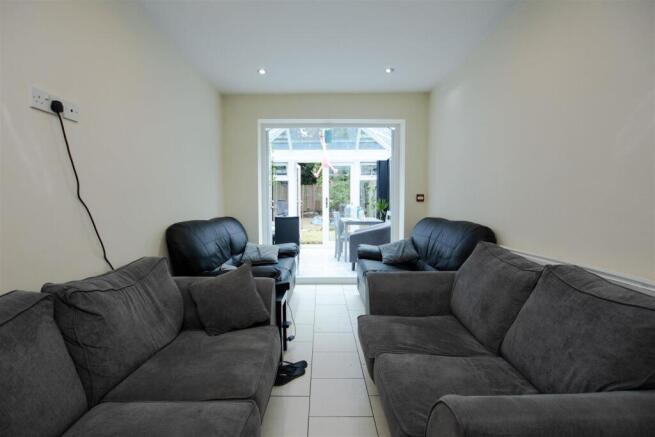 Open Plan Kitchen/ L