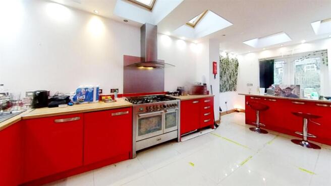 305-Heeley-Road-Kitc