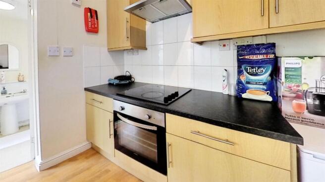 103-Heeley-Road-Kitc