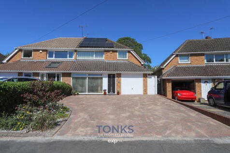 Foxlea Road, Halesowen, B63 1DX