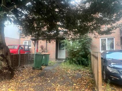 Emerald Close, London, E16