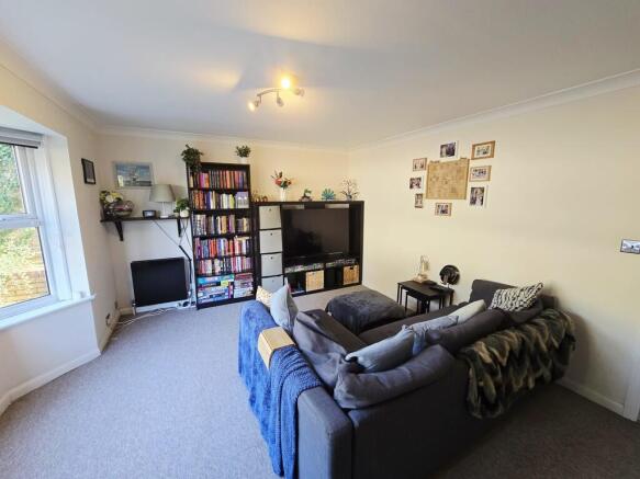 Lounge 2