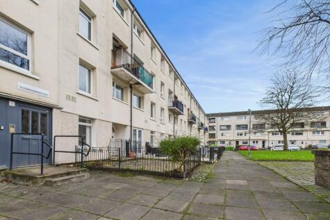 Strathcarron Place, Glasgow, G20