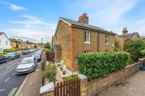 Eastbank Road, Hampton Hill, TW12