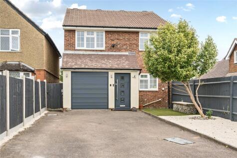 Marsh Lane, Addlestone, Surrey, KT15
