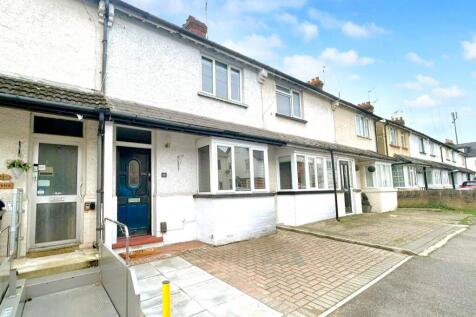 Alexandra Road, Addlestone, Surrey, KT15