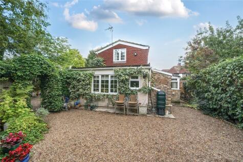 Liberty Lane, Addlestone, Surrey, KT15