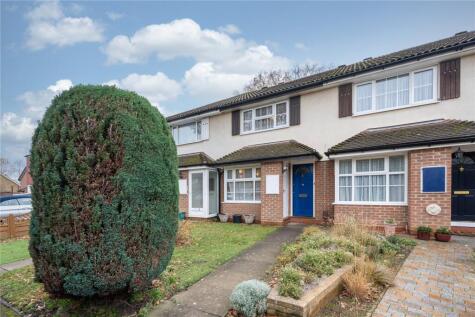 Princess Marys Road, Addlestone, Surrey, KT15