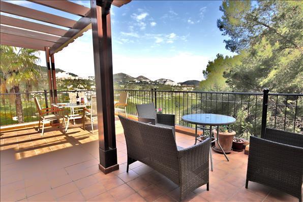 Terrace Lounge Area