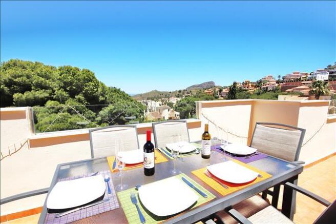 Al Fresco Dining