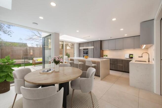 Kitchen/Dining