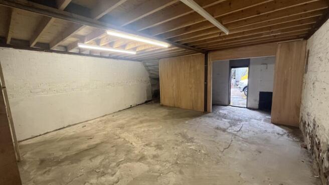Photo 31