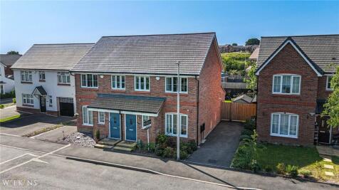 Adelie Road, Nuneaton, Warwickshire, CV10