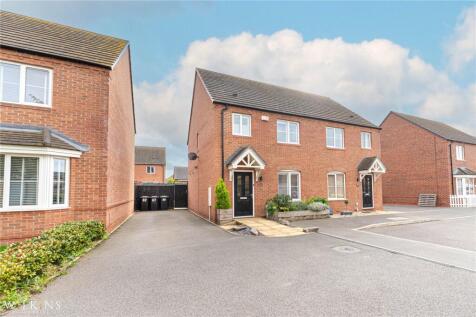 Harvest Way, Nuneaton, Warwickshire, CV10