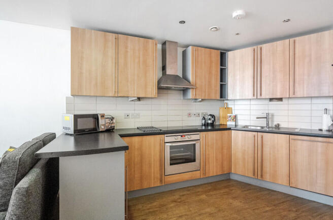 1301928-6-683deba...