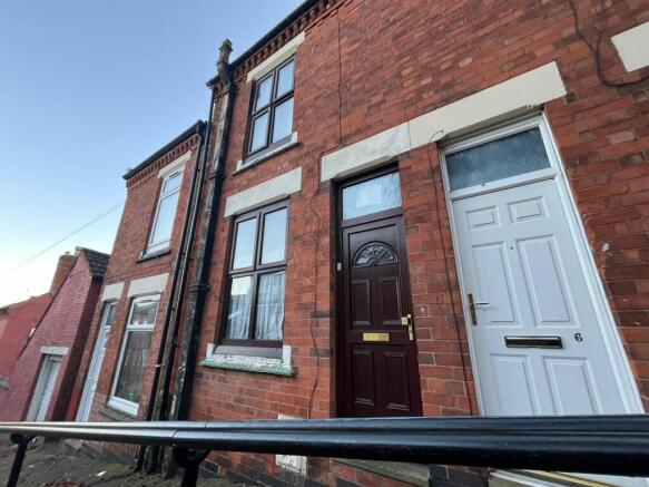 3 Bedroom Terraced House - Granby Avenue, Leicest