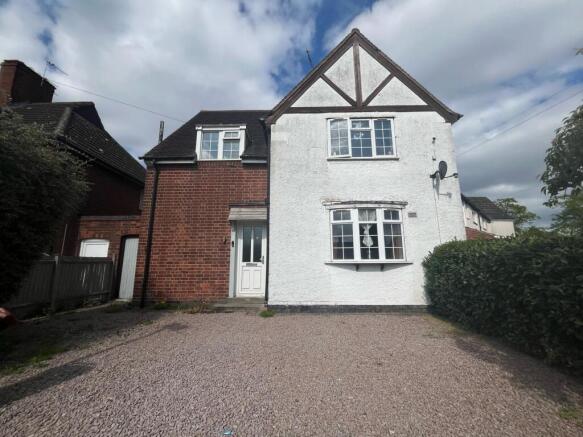 3 Bedroom Semi Detached House in New Fields Squar