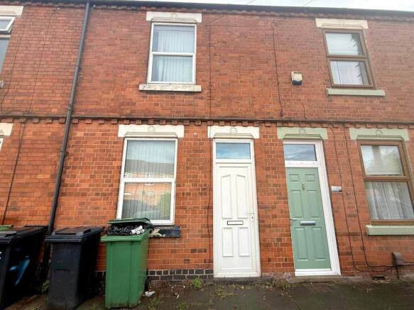 Three Bedroom Terraced House on Empress Road