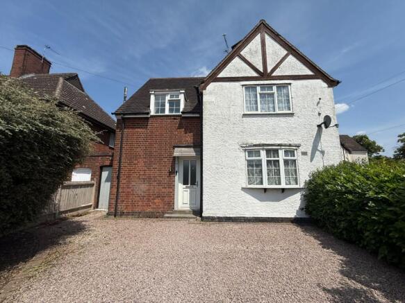 3 Bedroom Semi-Detached House on New Fields Squar