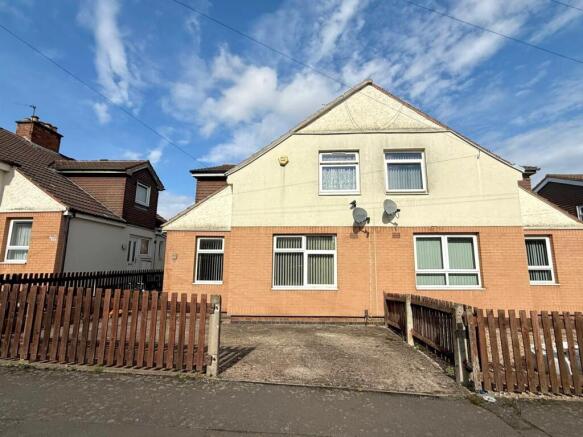 Three Bedroom Semi-detached Home on Litelmede
