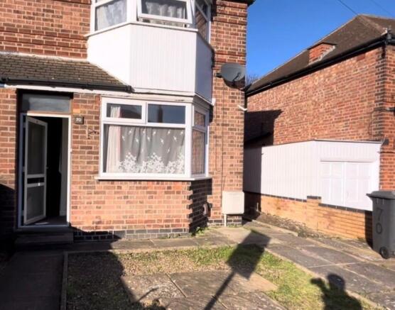 Three Bedroom Semi Detached House on Rotherby Ave